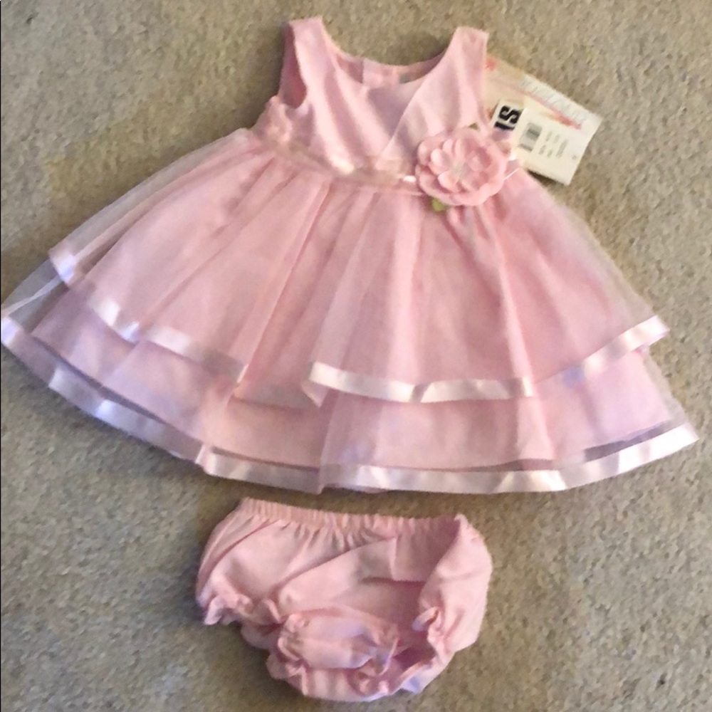 Youngland formal girls dress in size 12 months